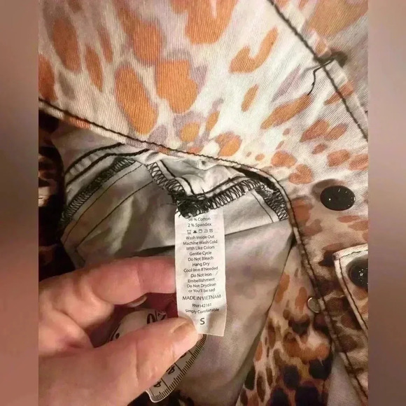 Lularoe Small cheetah custom bleach dyed Kenny jacket. NWOT.Custom western print - Picture 5 of 15